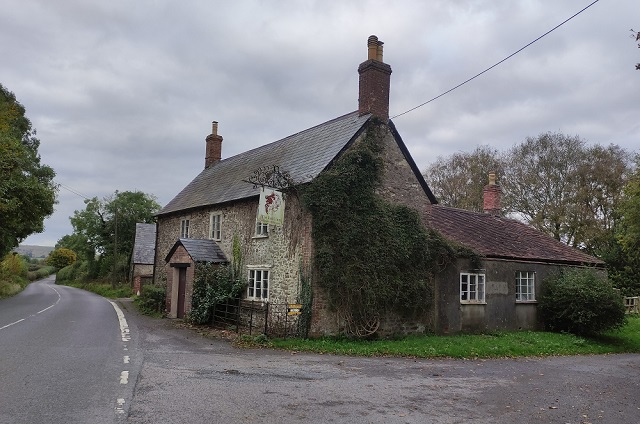 Red Lion, Kilmington