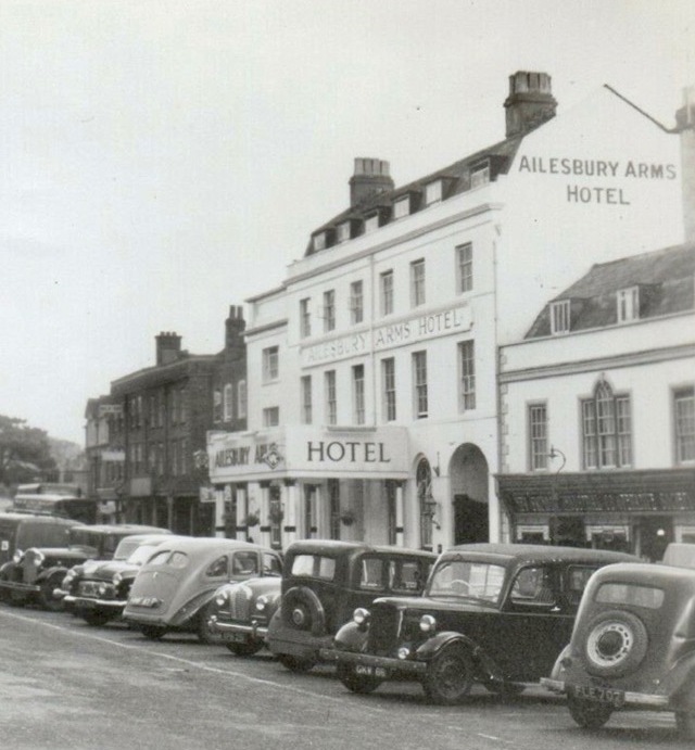 Ailesbury Arms, Marlborough