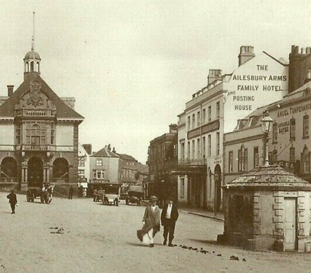 Ailesbury Arms, Marlborough