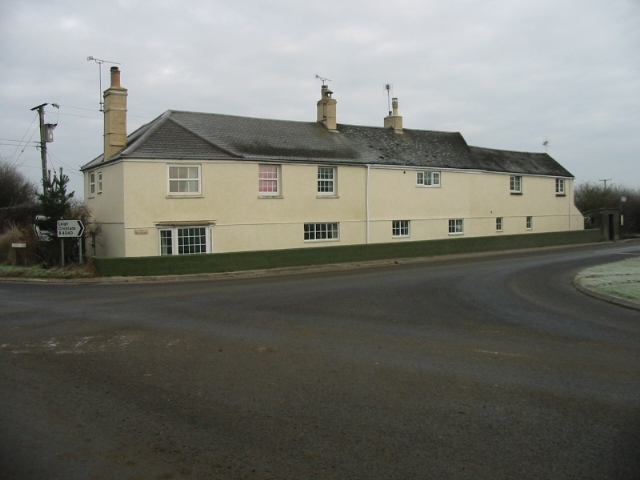 Three Horse Shoes, Minety