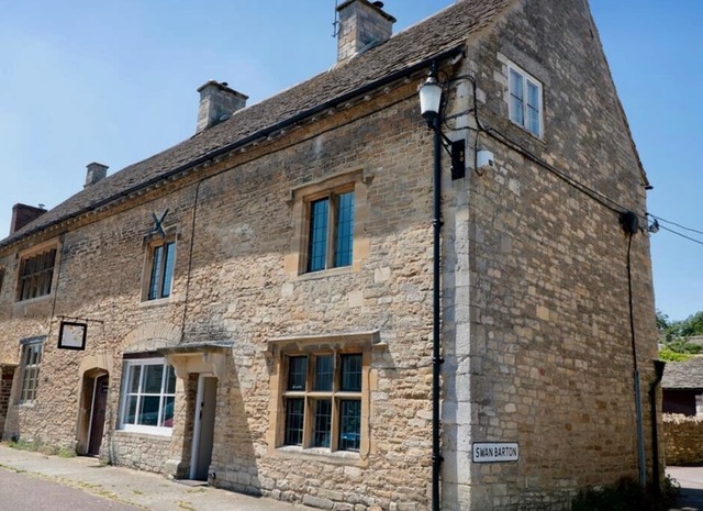 Swan Inn, Sherston