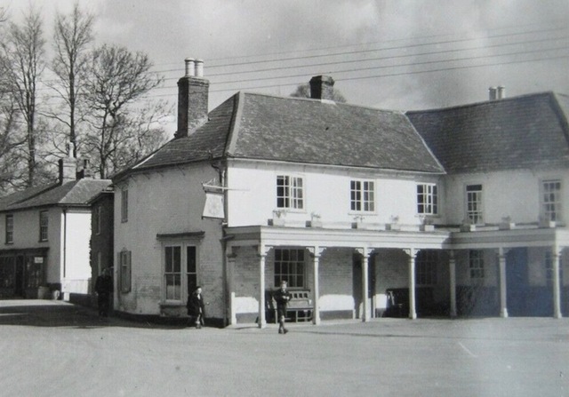 Catherine Wheel, Shrewton