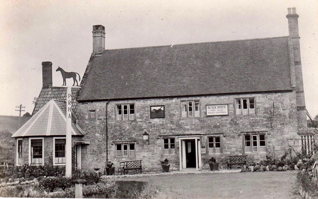 Black Horse, Teffont