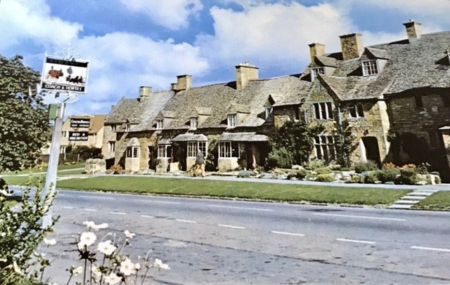 Coach & Horses, Broadway