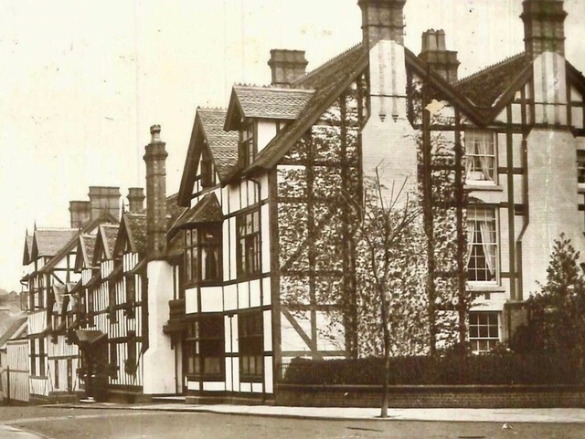 Raven Hotel, Droitwich