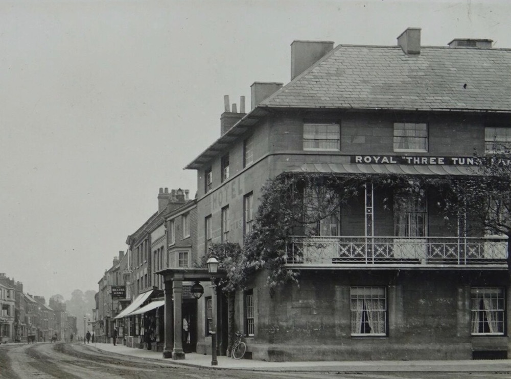 Royal Three Tuns, Pershore