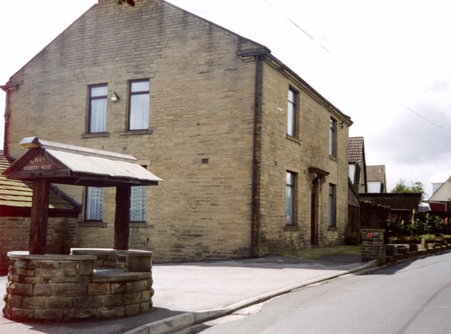 Mountain Ash, Bradford, BD13