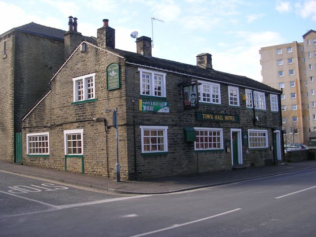 Town Hall Hotel, Elland