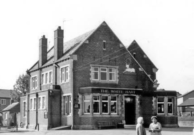 White Hart, High Green