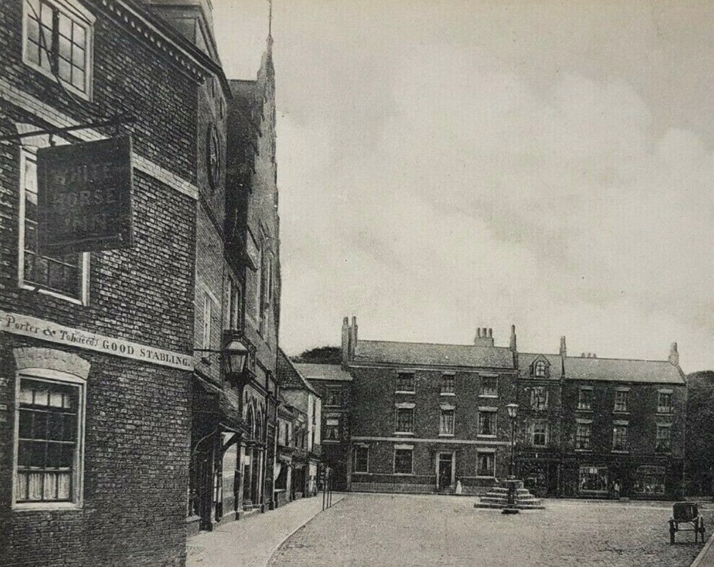White Horse, Howden