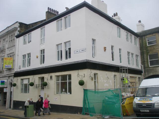 The Hart, Huddersfield