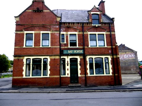 British Queen, Leeds, LS10