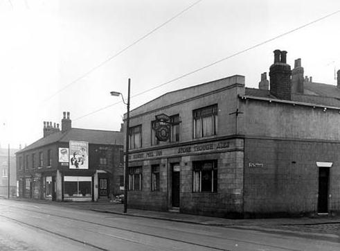 Sir Robert Peel, Leeds, LS11