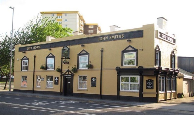 Grey Horse, Wakefield