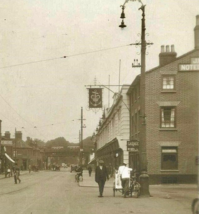 Crown & Anchor, Luton