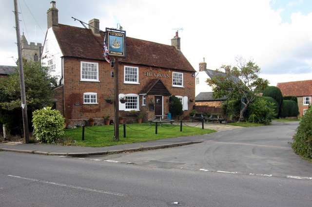 The Crown, Great Horwood