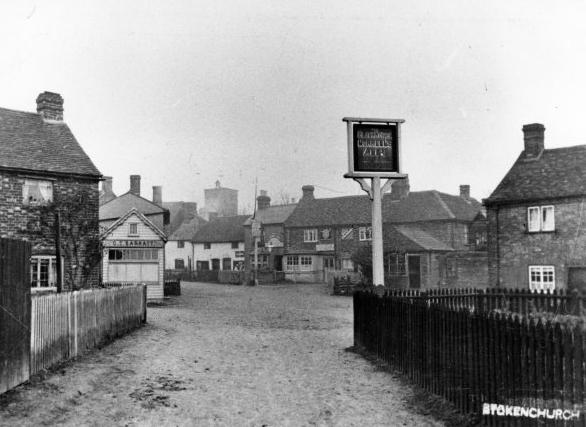 Black Horse, Stokenchurch Black Horse, Stokenchurch