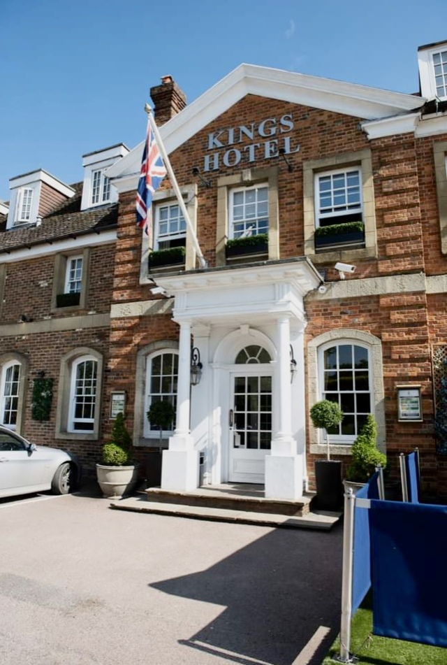 Kings Arms Hotel, Stokenchurch Kings Arms Hotel, Stokenchurch