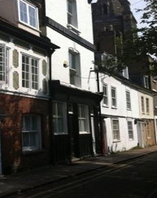 Half Moon, Cambridge