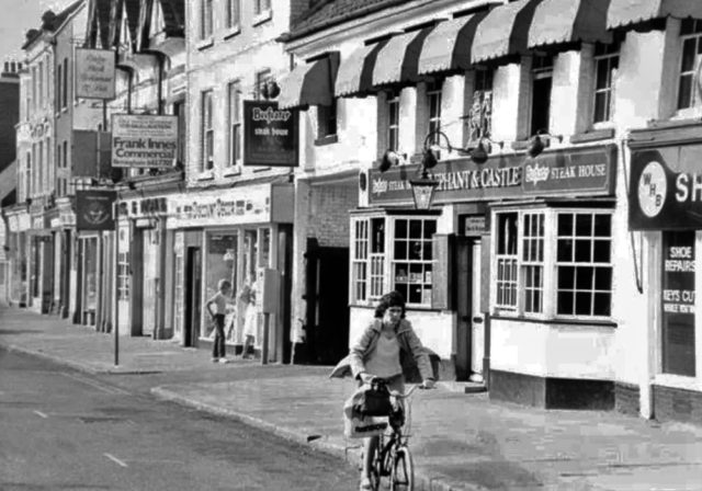 Elephant & Castle, Peterborough