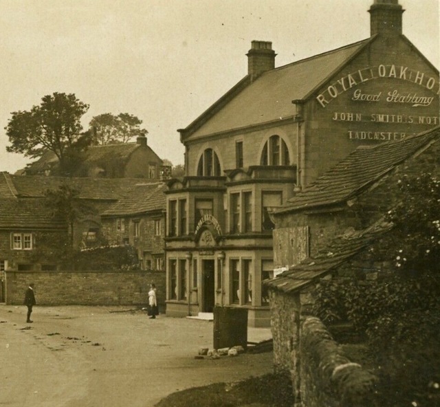 Royal Oak, Eyam