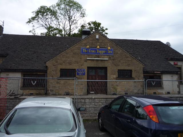 Cross Daggers, Tideswell
