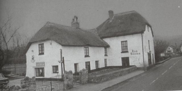 Old Thatched Inn, Bovey Tracy Old Thatched Inn, Bovey Tracy