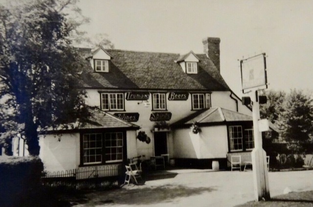 Windmill Tavern, East Hanningfield Windmill Tavern, East Hanningfield