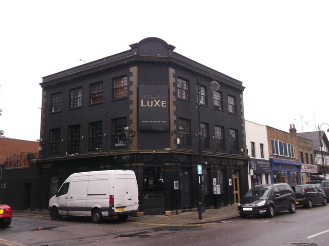 Royal Standard, Loughton