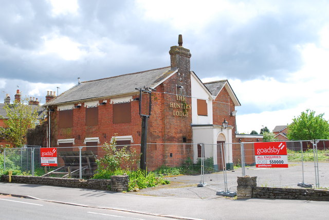 Hunters Lodge, Ringwood