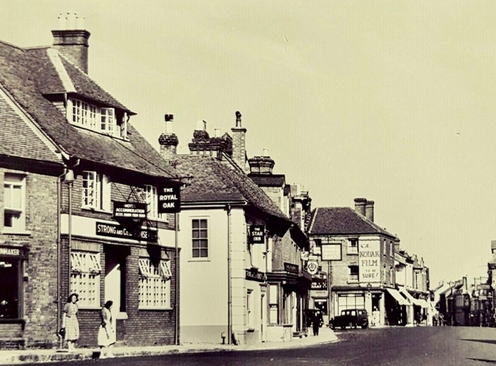 Royal Oak, Ringwood