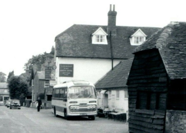 The Queens, Selborne