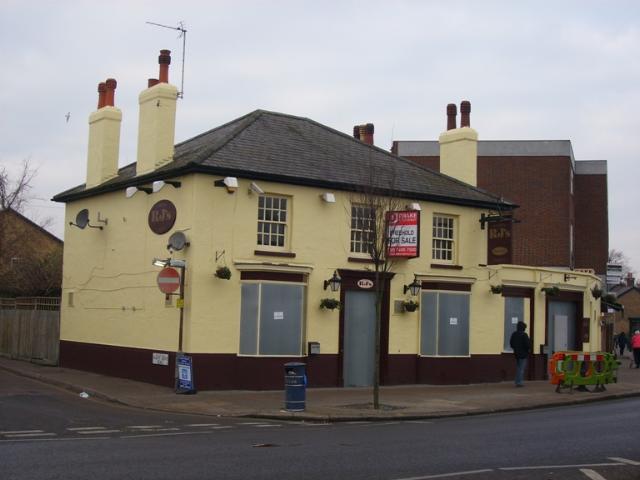 Old Pond, Cheshunt