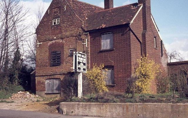 The Well, Hitchin