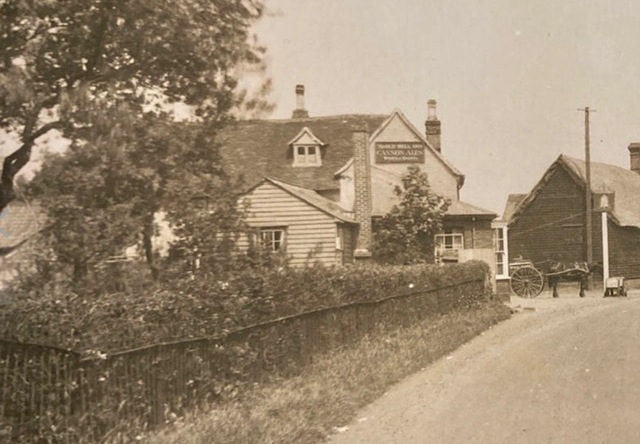 Bell Inn, Widford Bell Inn, Widford
