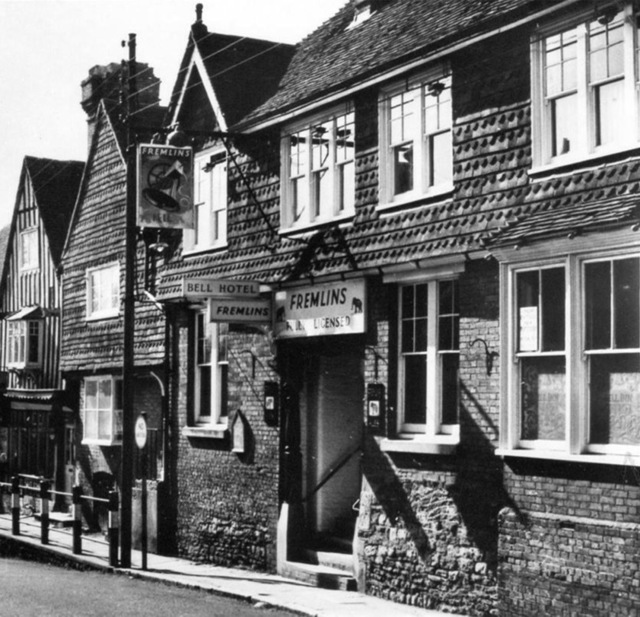 Bell Hotel, Staplehurst Bell Hotel, Staplehurst