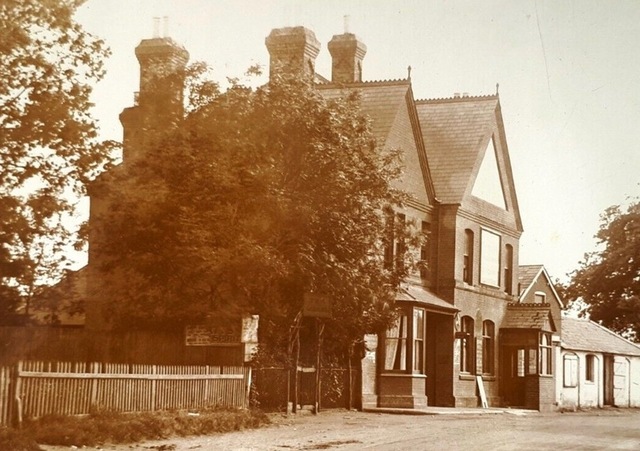 Ship Inn, Upstreet