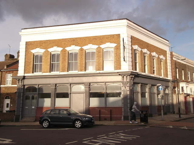 Earl Derby, Plaistow, E13