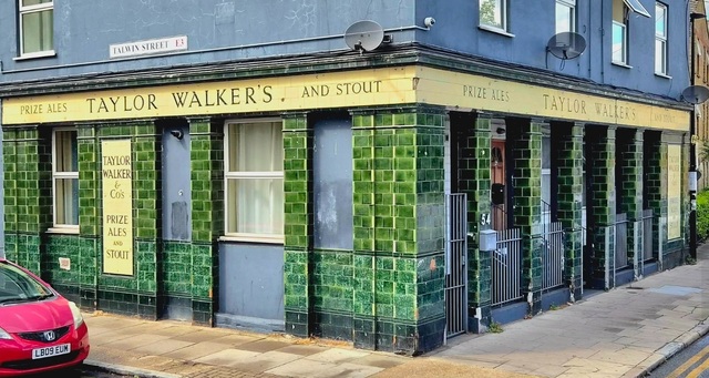 Imperial Crown, Bromley By Bow Imperial Crown, Bromley By Bow