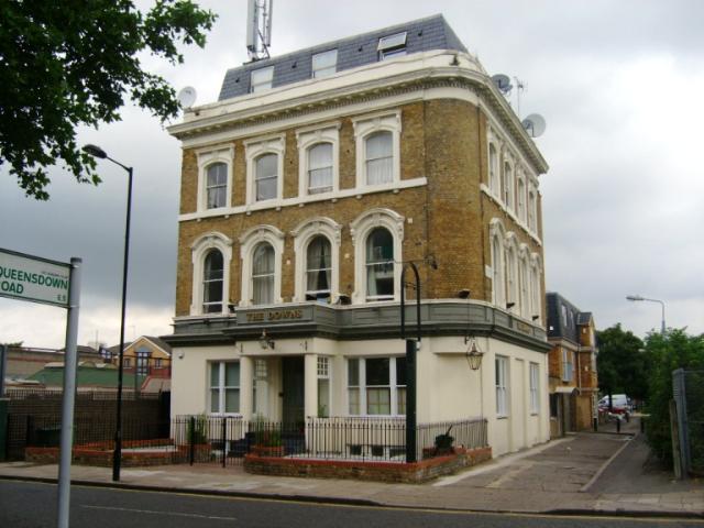 Downs Hotel, Clapton, E5