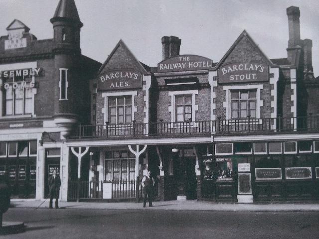 The Turrets, Friern Barnet