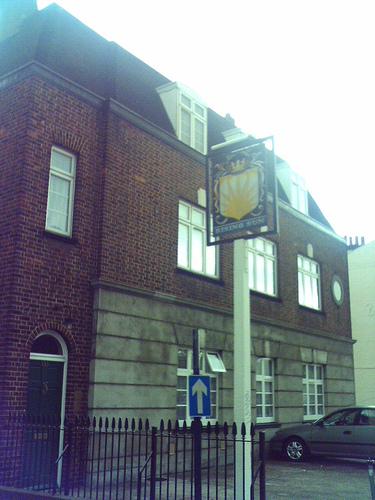 Rising Sun, Kennington