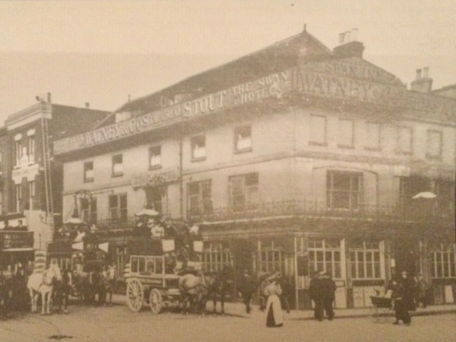 The Swan, Stratford