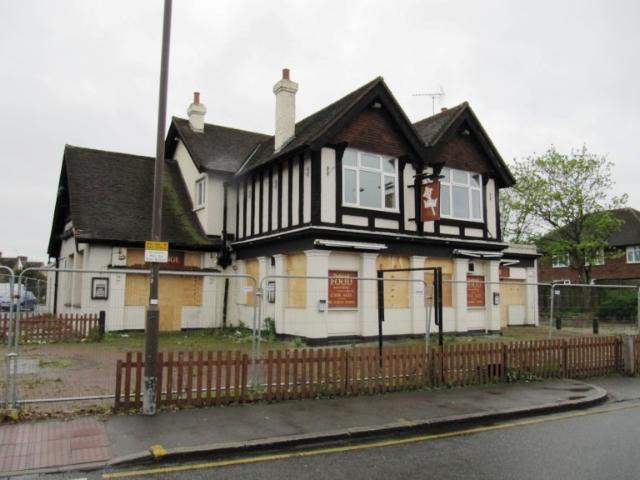 Crown & Sceptre, Feltham Crown & Sceptre, Feltham