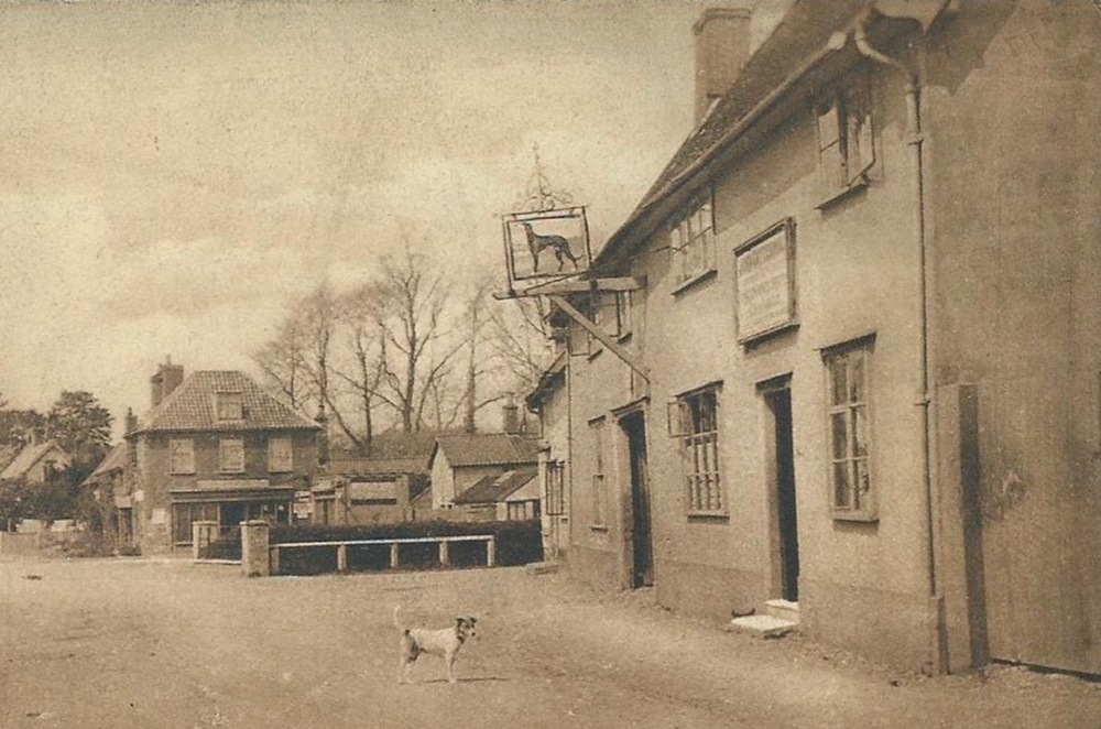 The Greyhound, Brockdish
