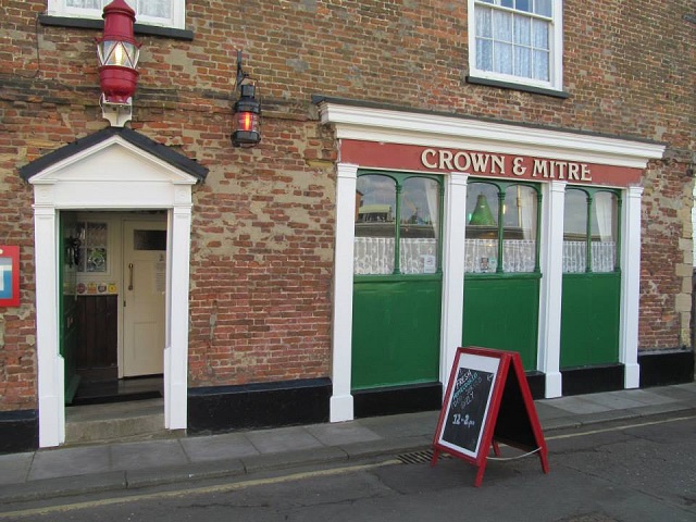 Crown & Mitre, Kings Lynn Crown & Mitre, Kings Lynn