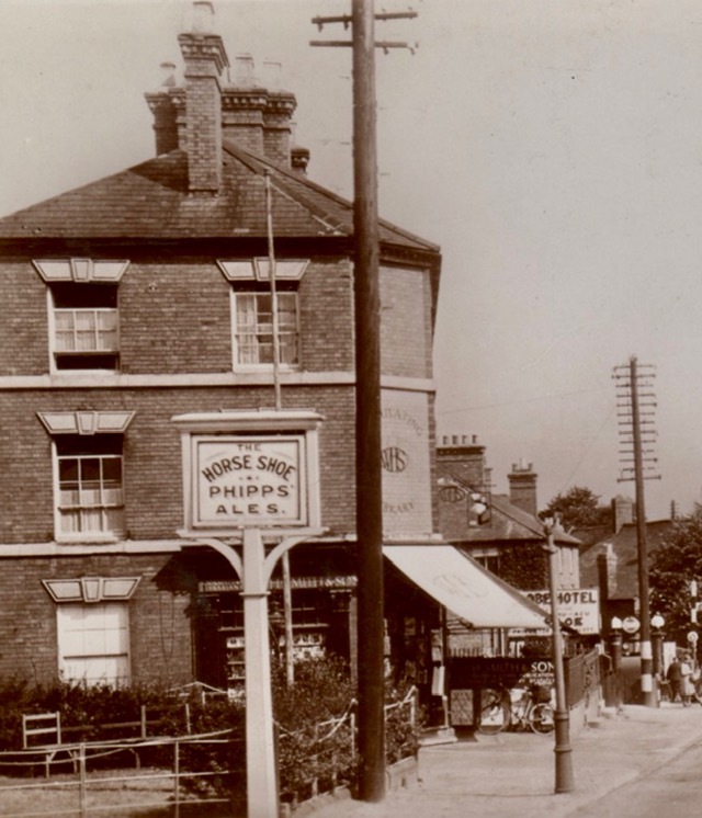 Horseshoe Inn, Weedon Horseshoe Inn, Weedon
