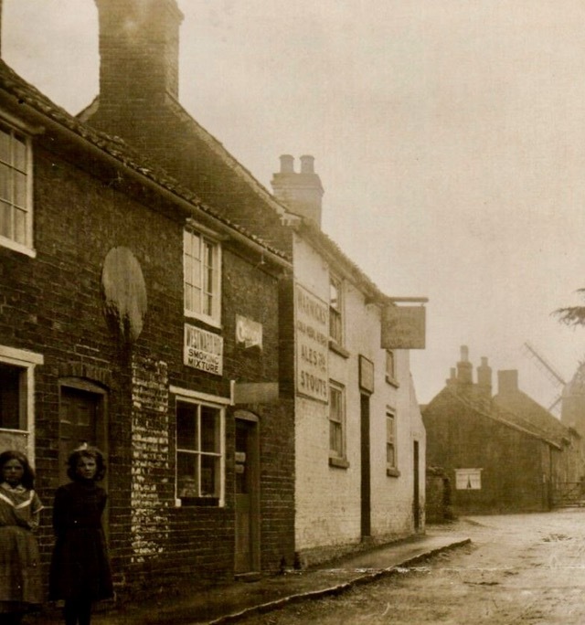 Chequers, Elston