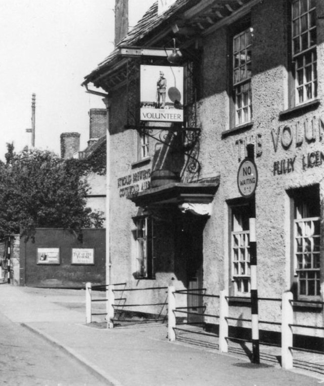 The Volunteer, Faringdon