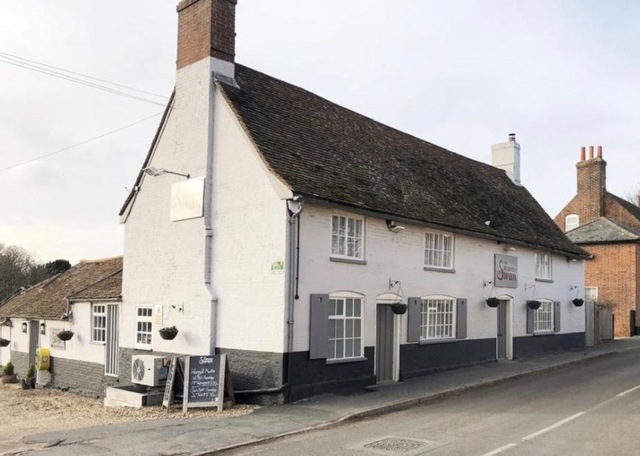 The Swan, Alderton